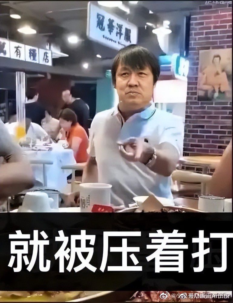 据意大利媒体vocegiallorossa透露，罗马德比前双方主帅都决定不举行赛前新闻发布会。